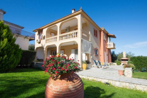 Гостиница Mertoula House  Бохали